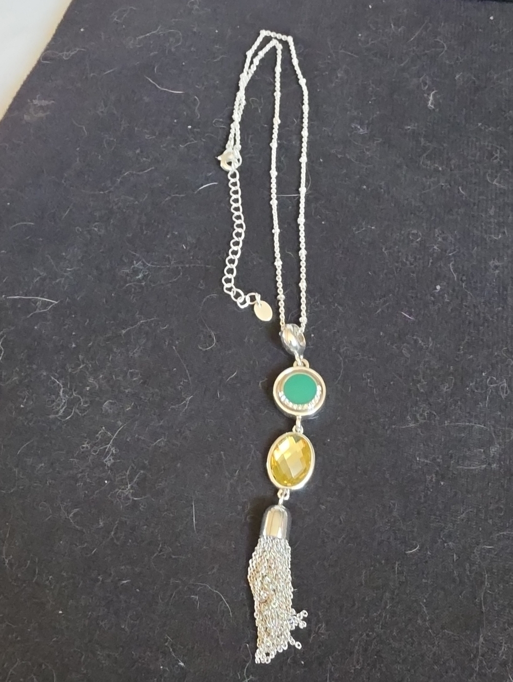 STYLE DOTS Silver Necklace with Green Snap and Yellow Gemstone Pendant